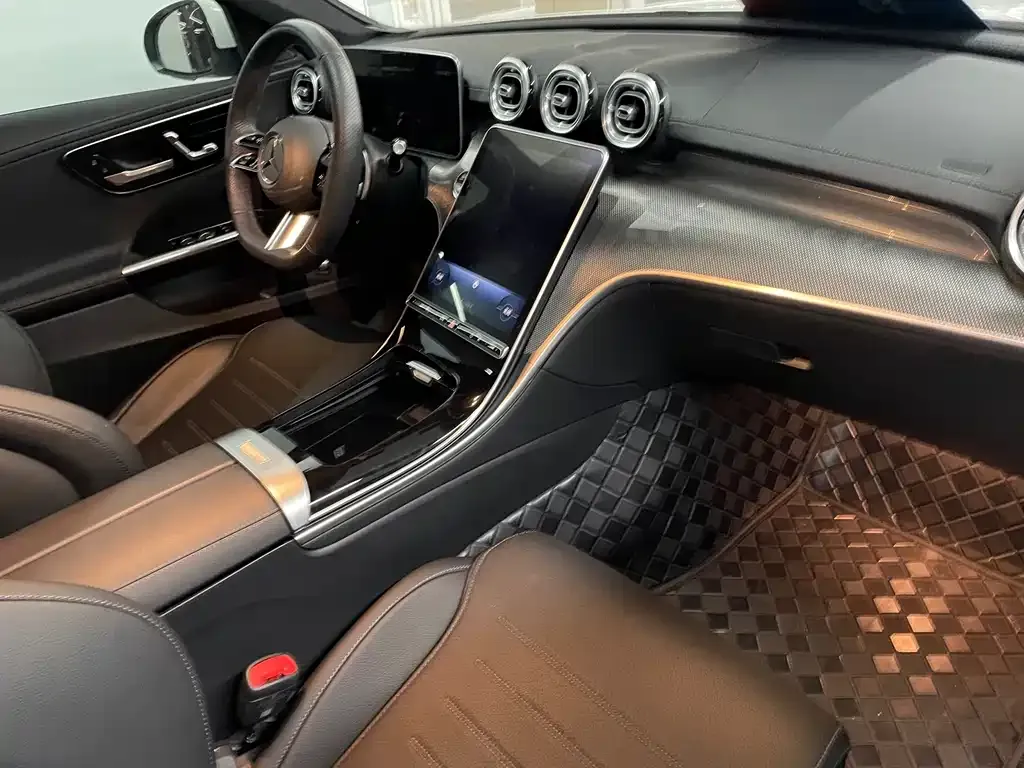 Mercedes-Benz C-Class — фото 9