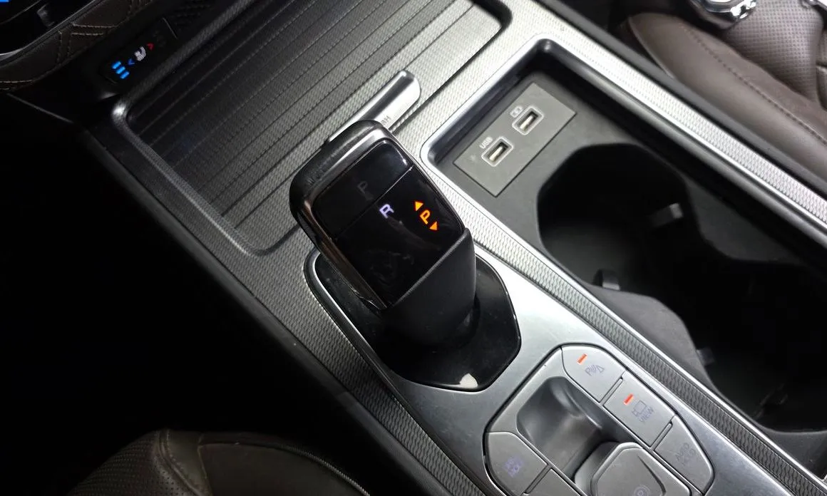 KG Mobility (Ssangyong) Rexton — фото 7