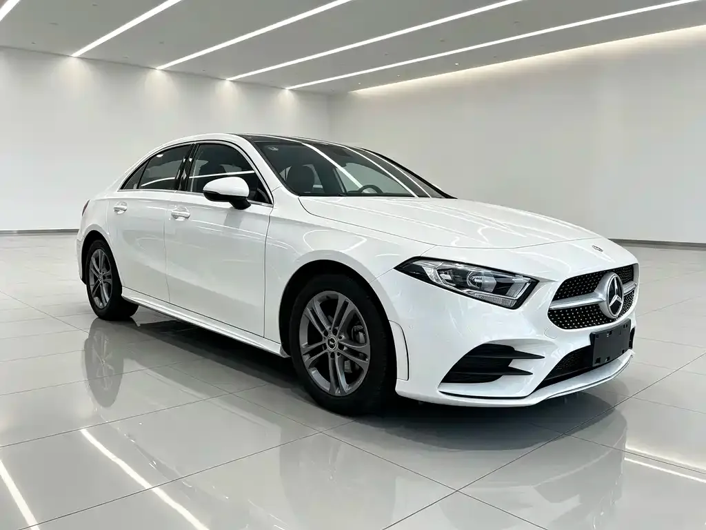 Mercedes-Benz A-Class — фото 7