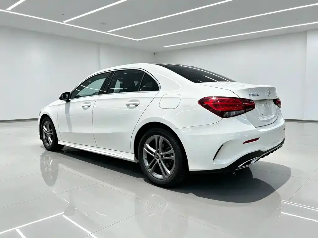 Mercedes-Benz A-Class — фото 5