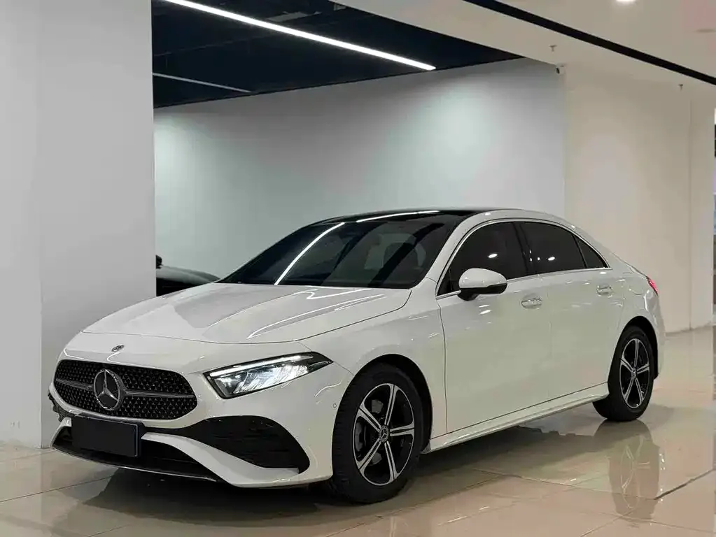 Mercedes-Benz A-Class — фото 1