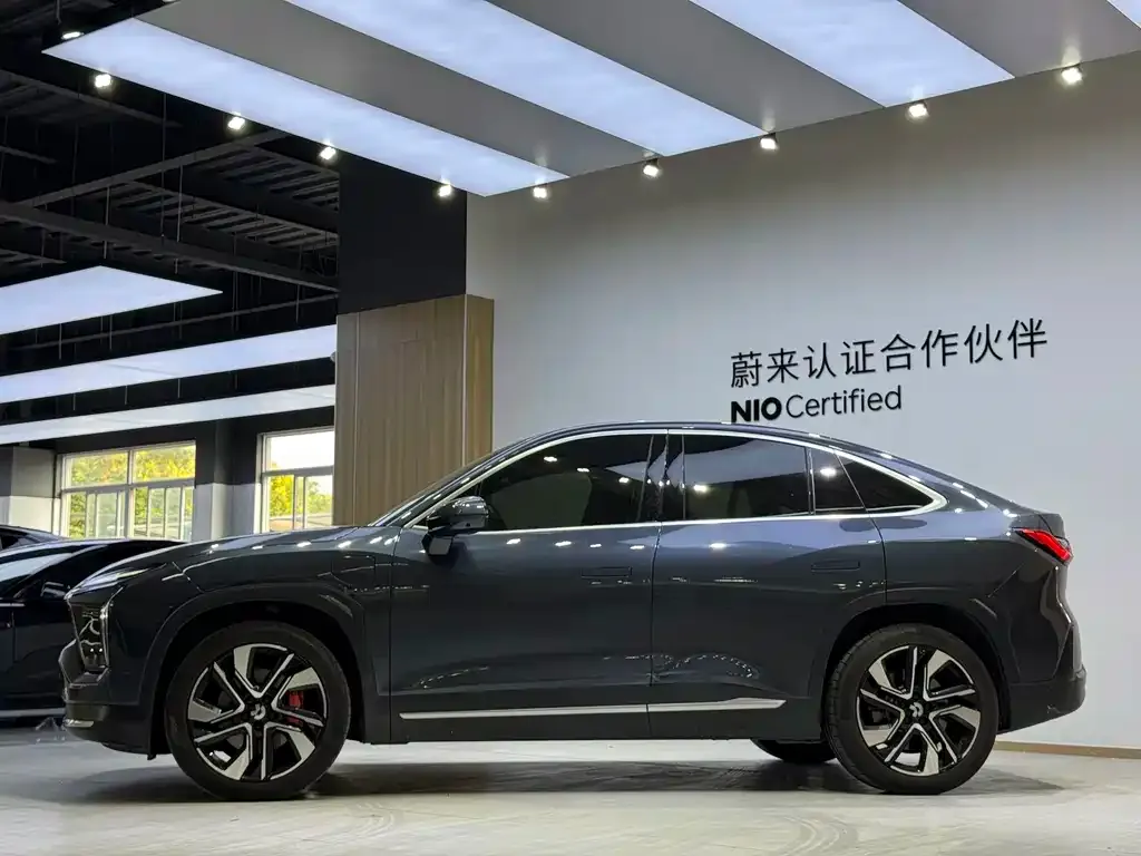 NIO EC6 — фото 9