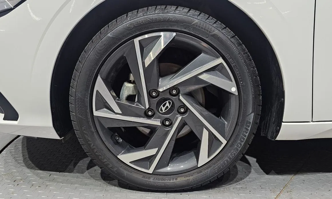 Hyundai AVANTE — фото 6