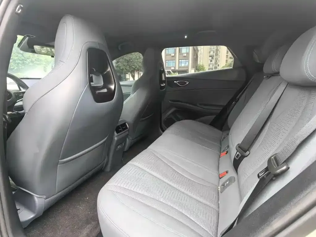 BYD Seal 06GT — фото 8