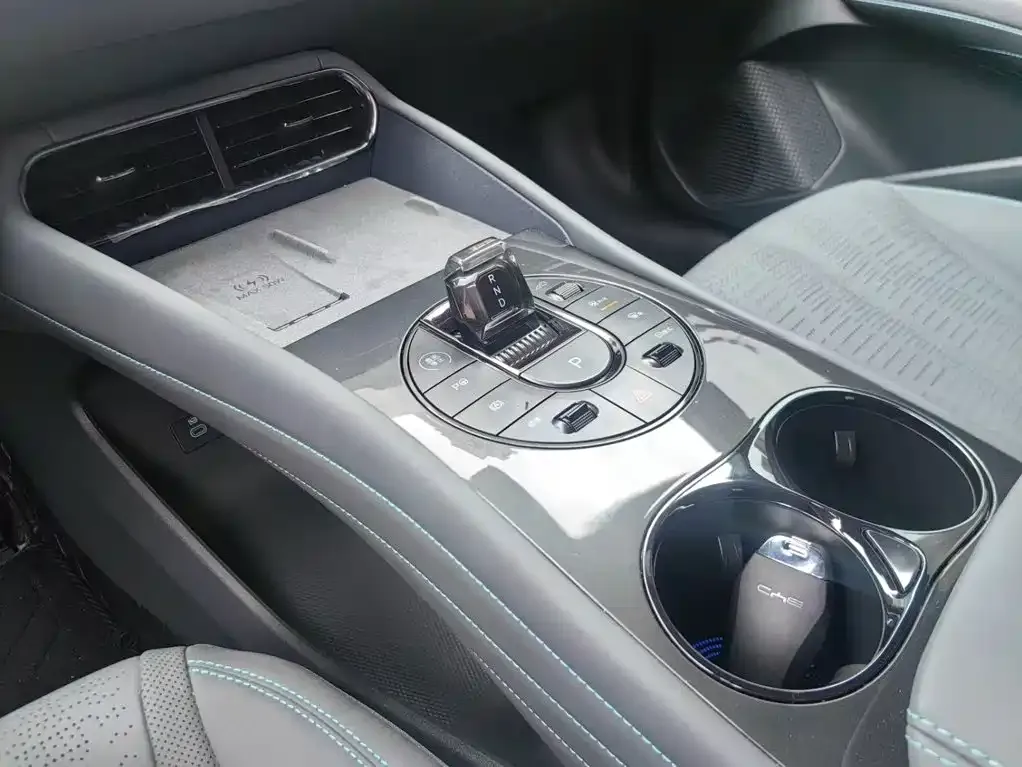 BYD Seal 06GT — фото 6