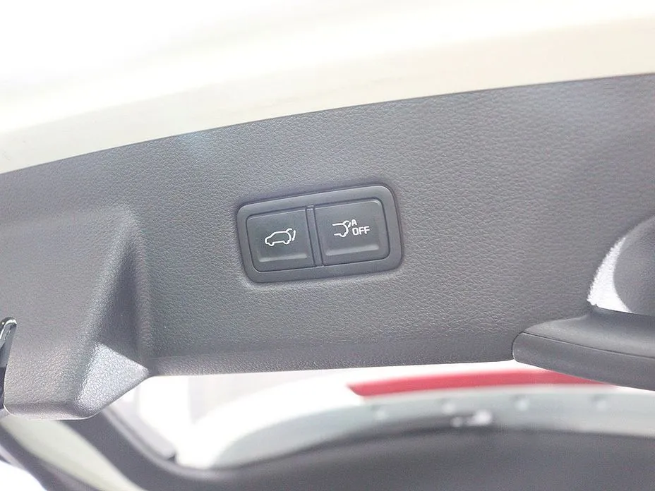 Kia Carnival — фото 3