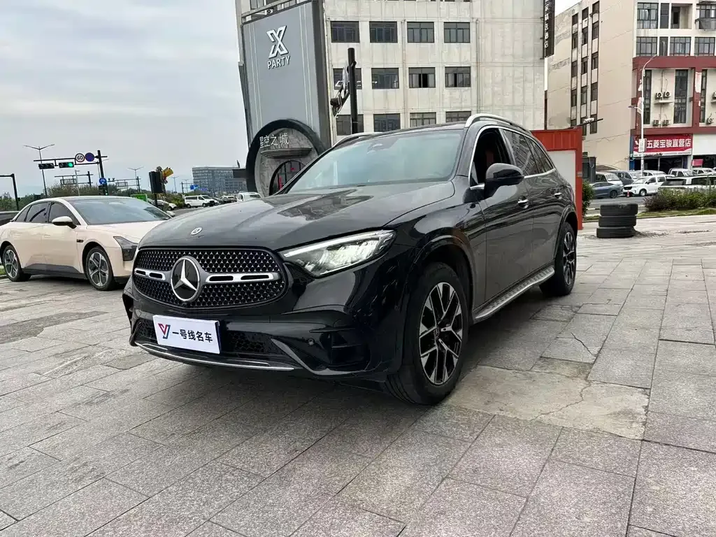 Mercedes-Benz GLC — фото 1