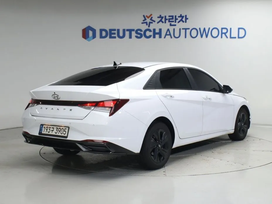 Hyundai AVANTE — фото 9