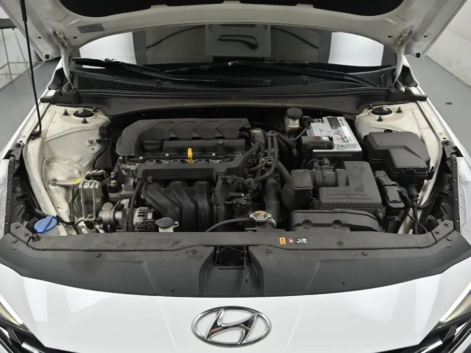 Hyundai AVANTE — фото 8