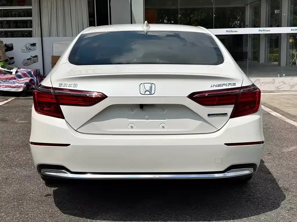 Honda Inspire — фото 6