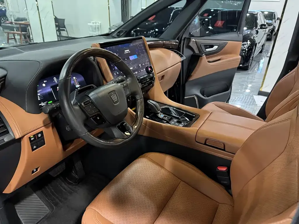 Toyota Vellfire — фото 7