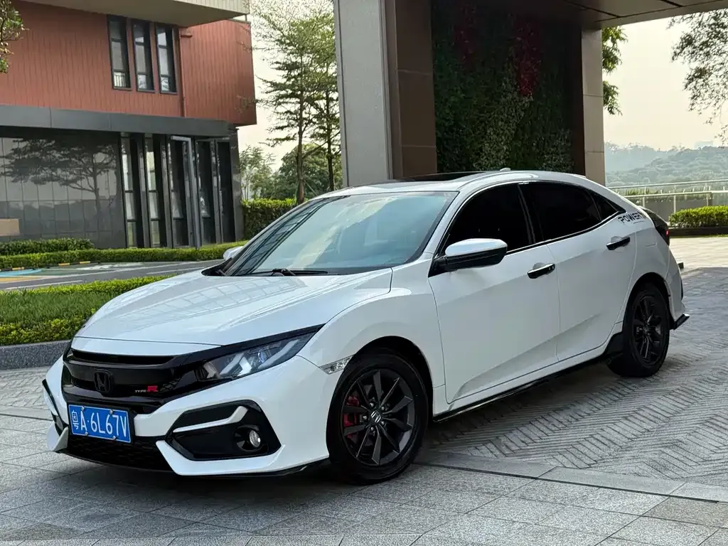 Honda Civic — фото 1