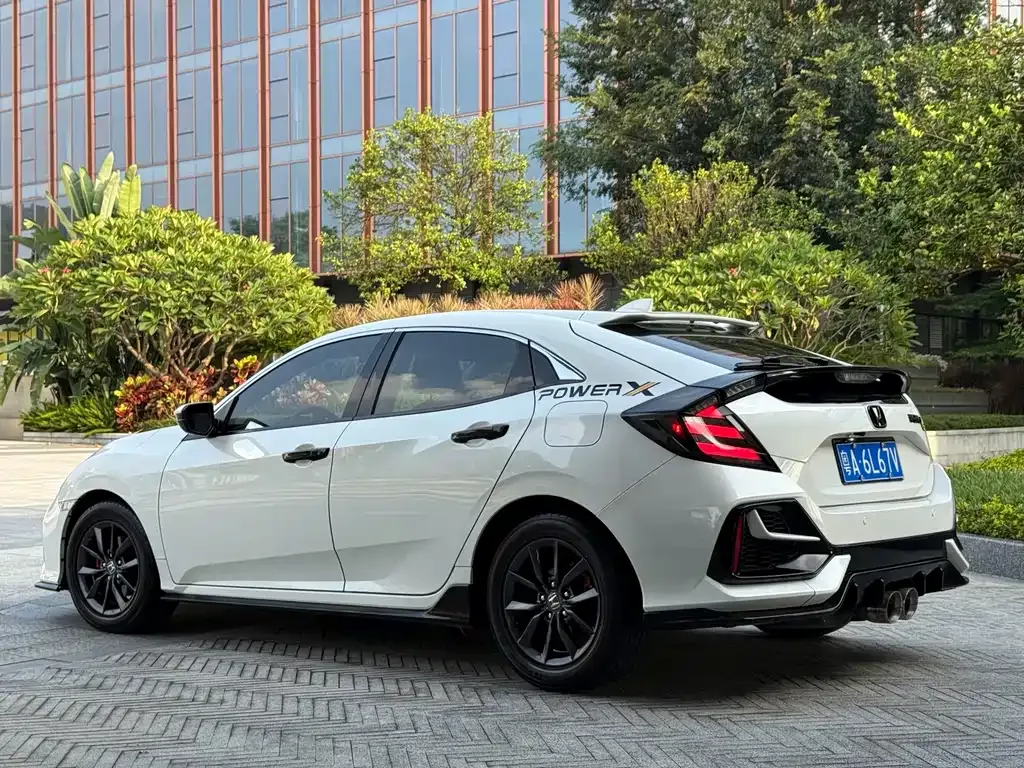 Honda Civic — фото 7