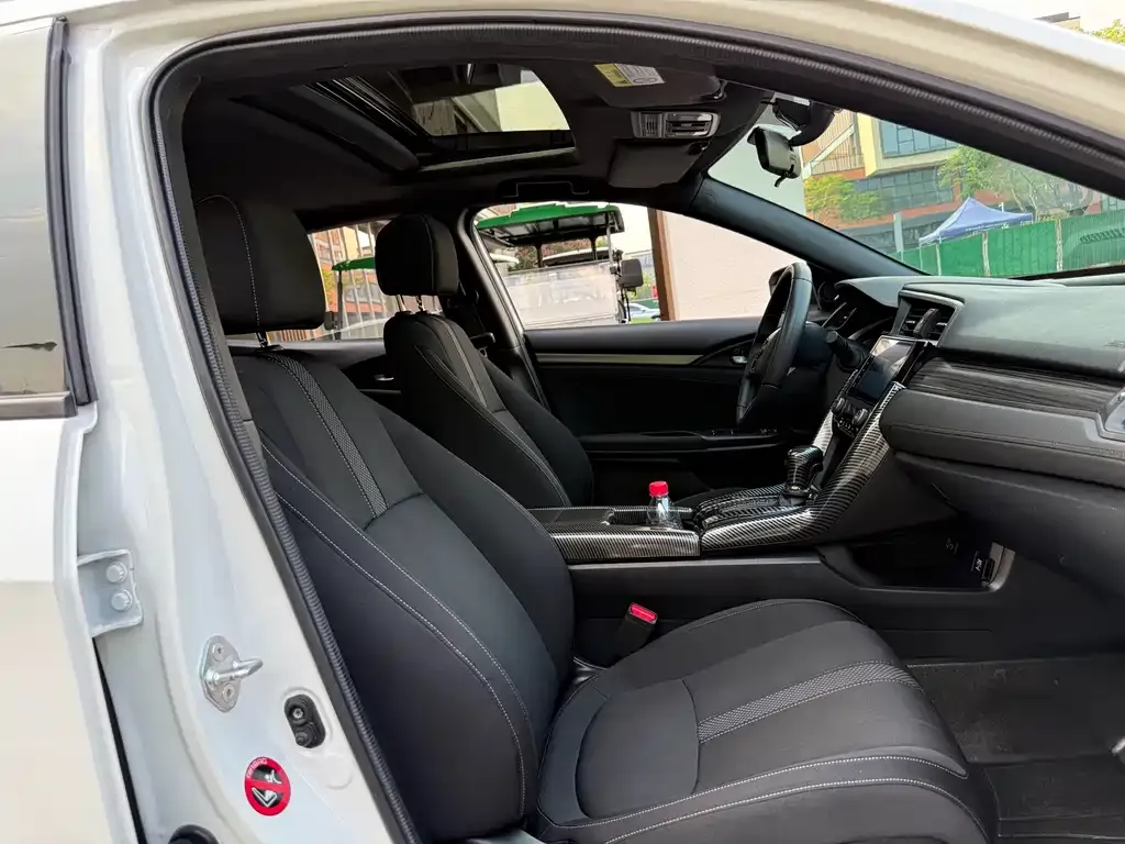 Honda Civic — фото 6