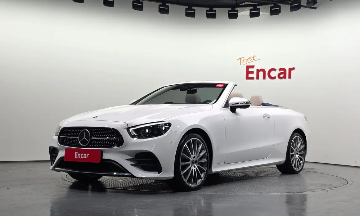 Mercedes-Benz E-Class — фото 1