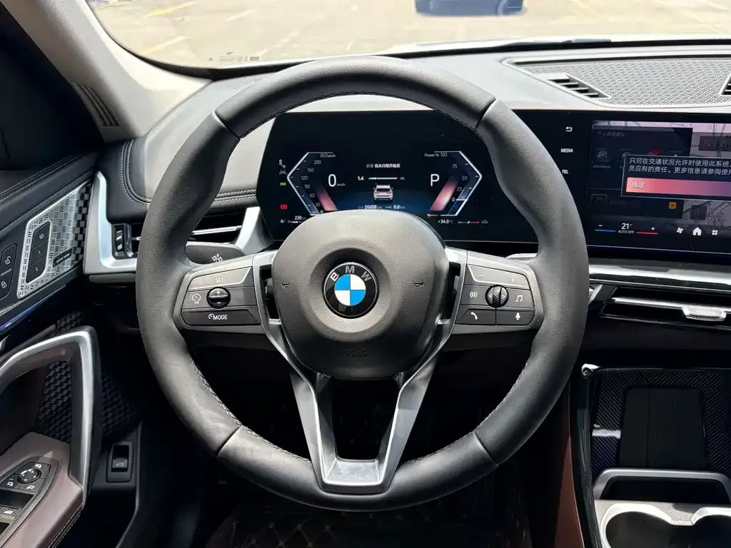 BMW X1 — фото 4