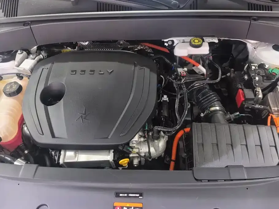 Geely Galaxy L7 — фото 9