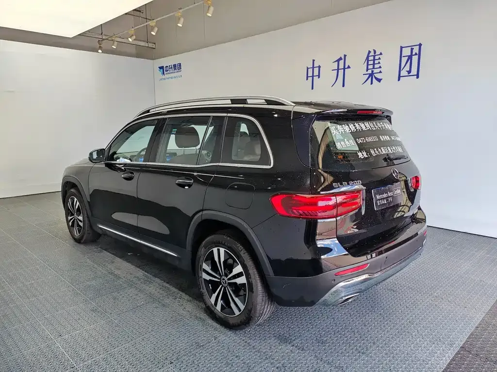 Mercedes-Benz GLB — фото 10