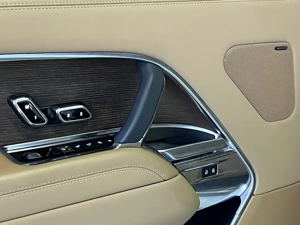 Land Rover Range Rover — фото 10
