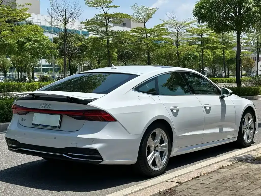 Audi A7 — фото 9
