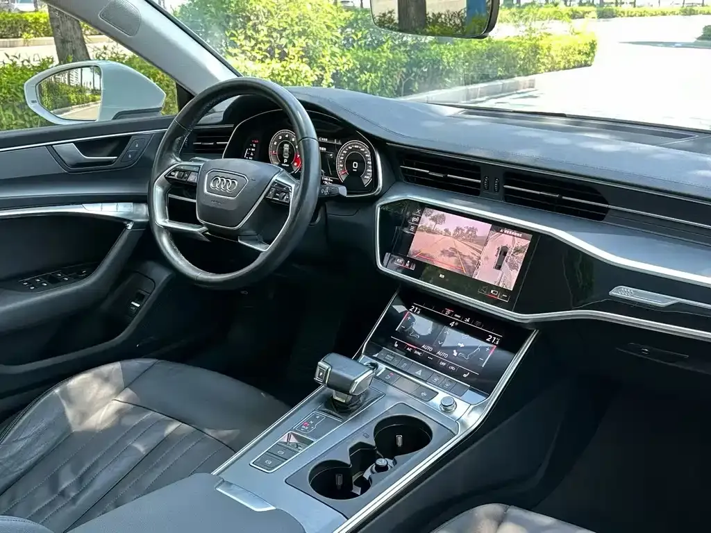 Audi A7 — фото 7
