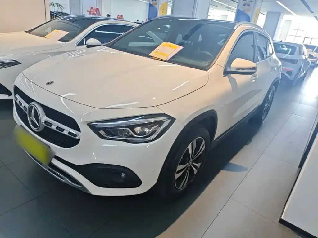 Mercedes-Benz GLA — фото 9