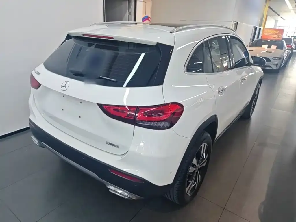 Mercedes-Benz GLA — фото 5