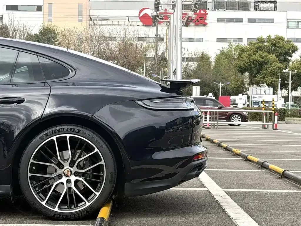 Porsche Panamera — фото 9