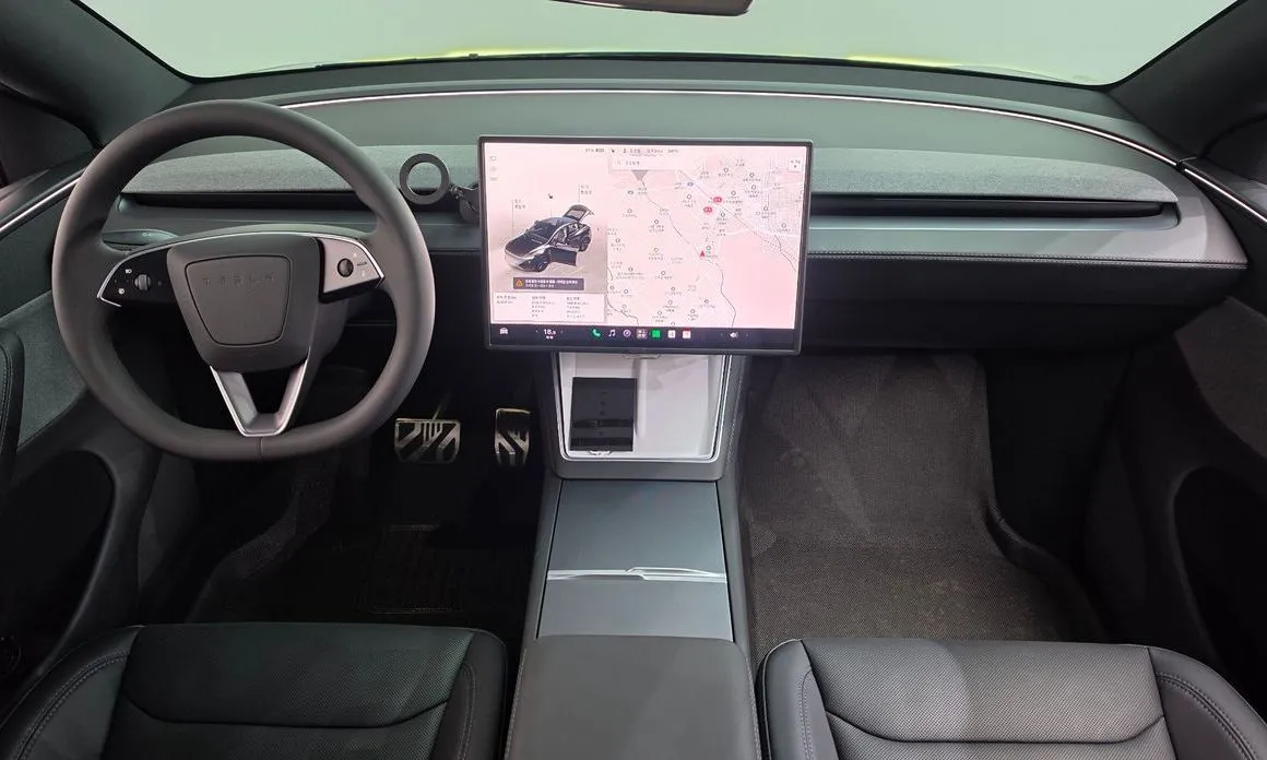 Tesla Model Y — фото 7