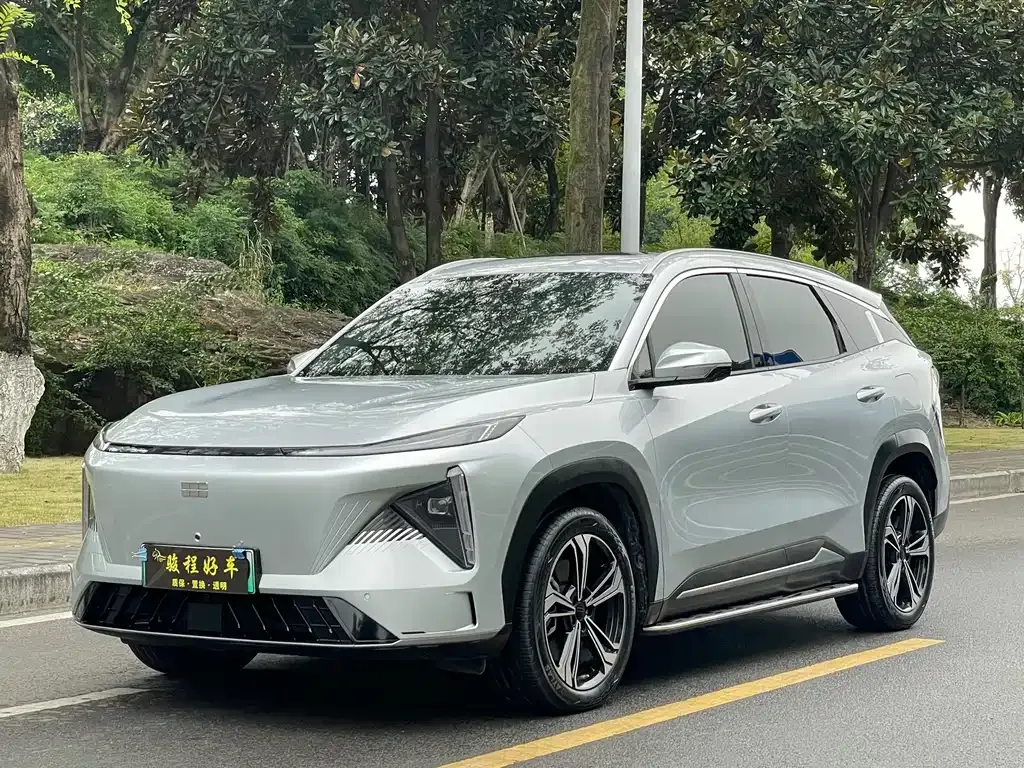 Geely Galaxy L7 — фото 1