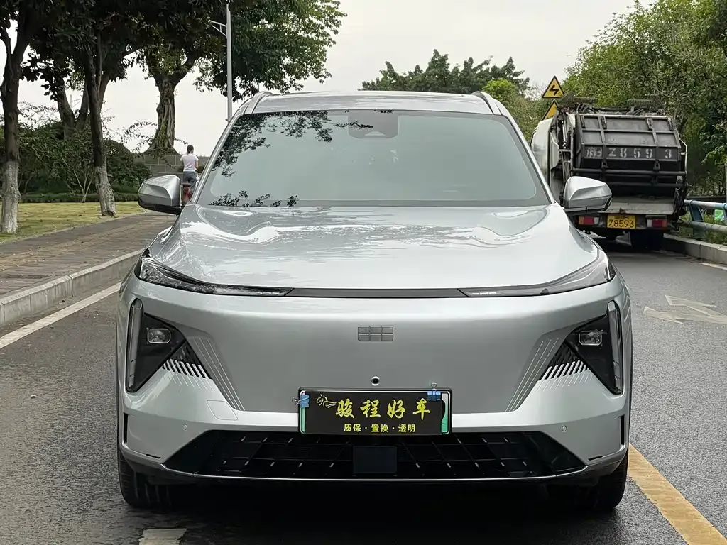 Geely Galaxy L7 — фото 10