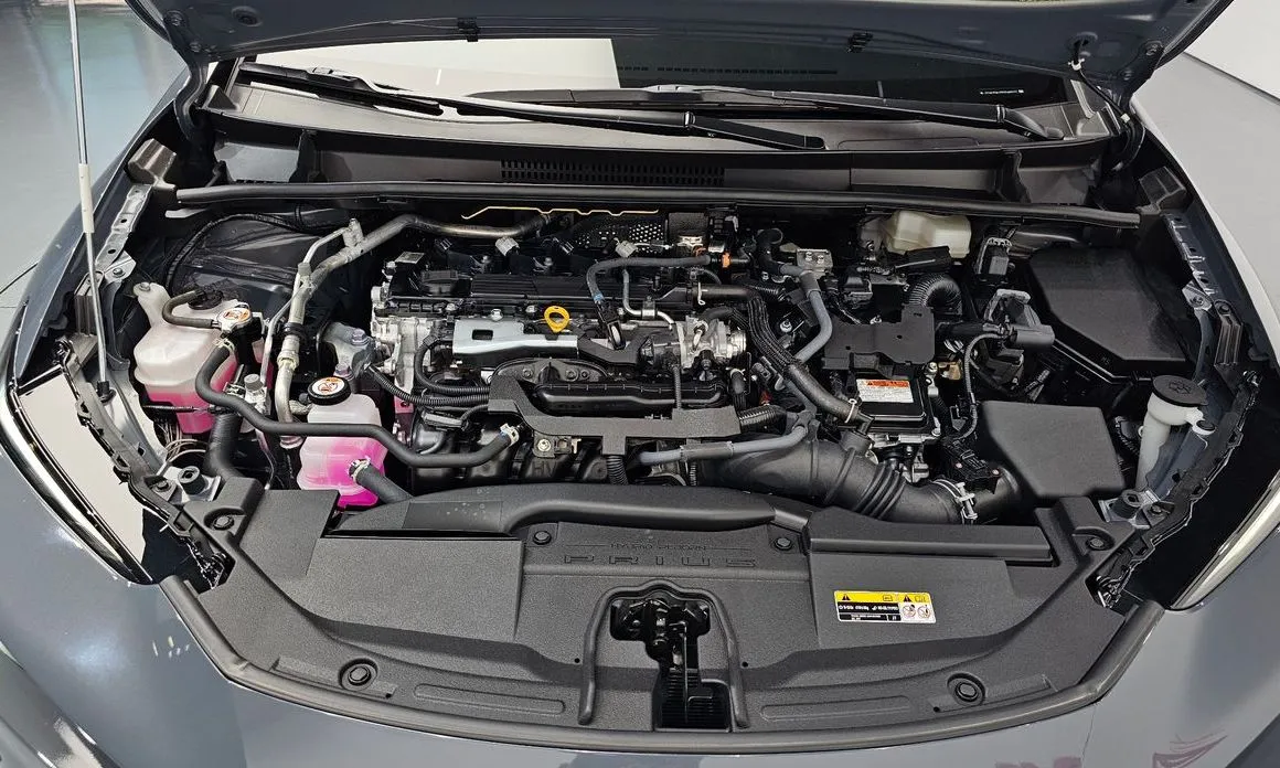 Toyota Prius — фото 10