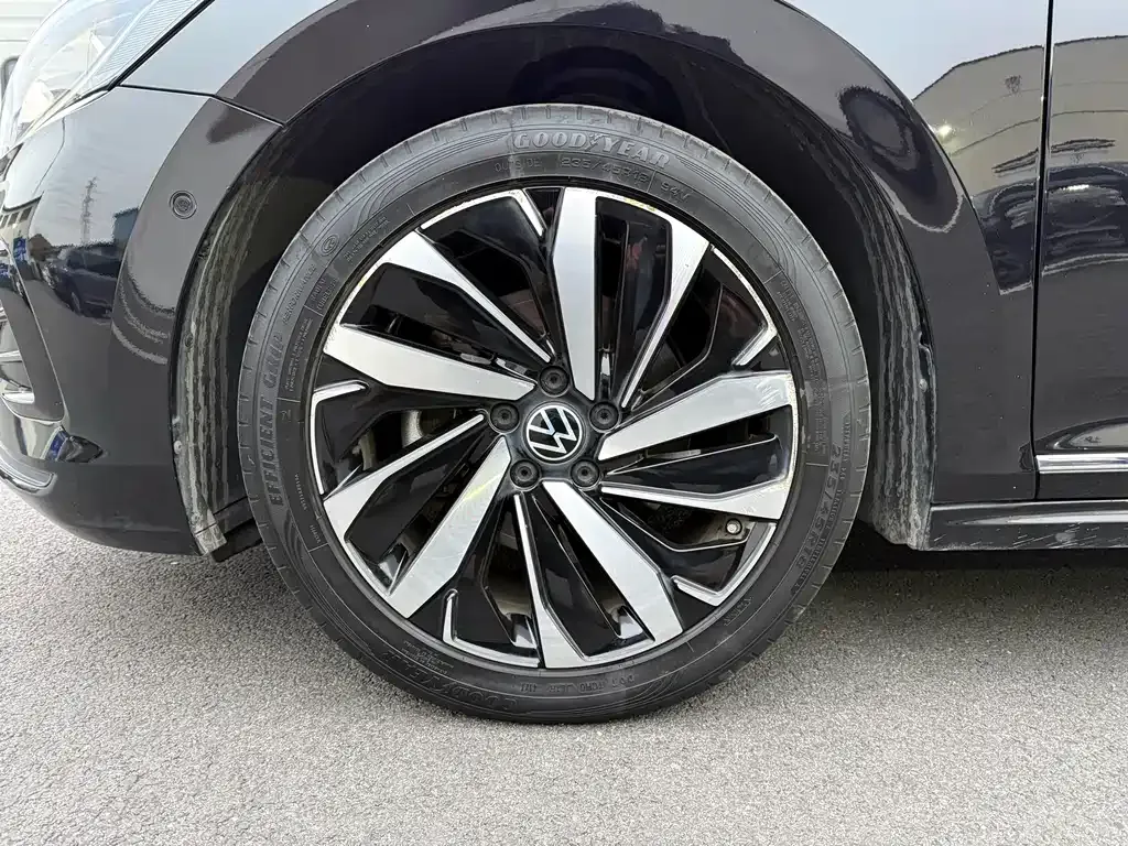 Volkswagen Passat — фото 3