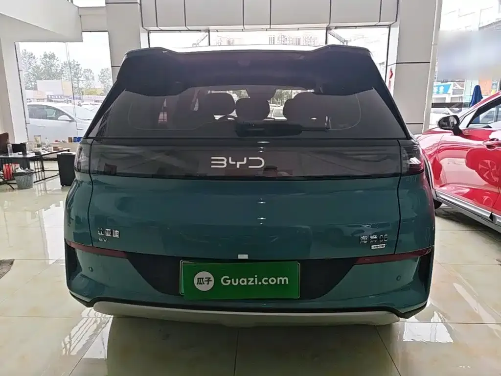 BYD Sealion 05 EV — фото 9