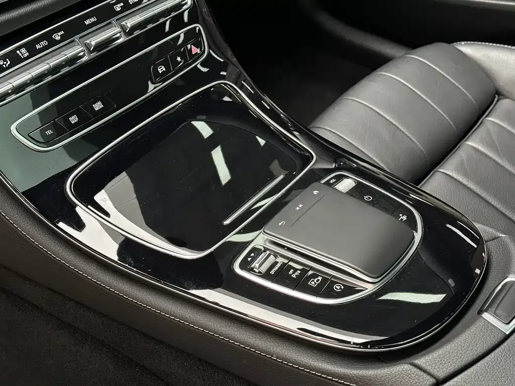 Mercedes-Benz E-Class (Import) — фото 5