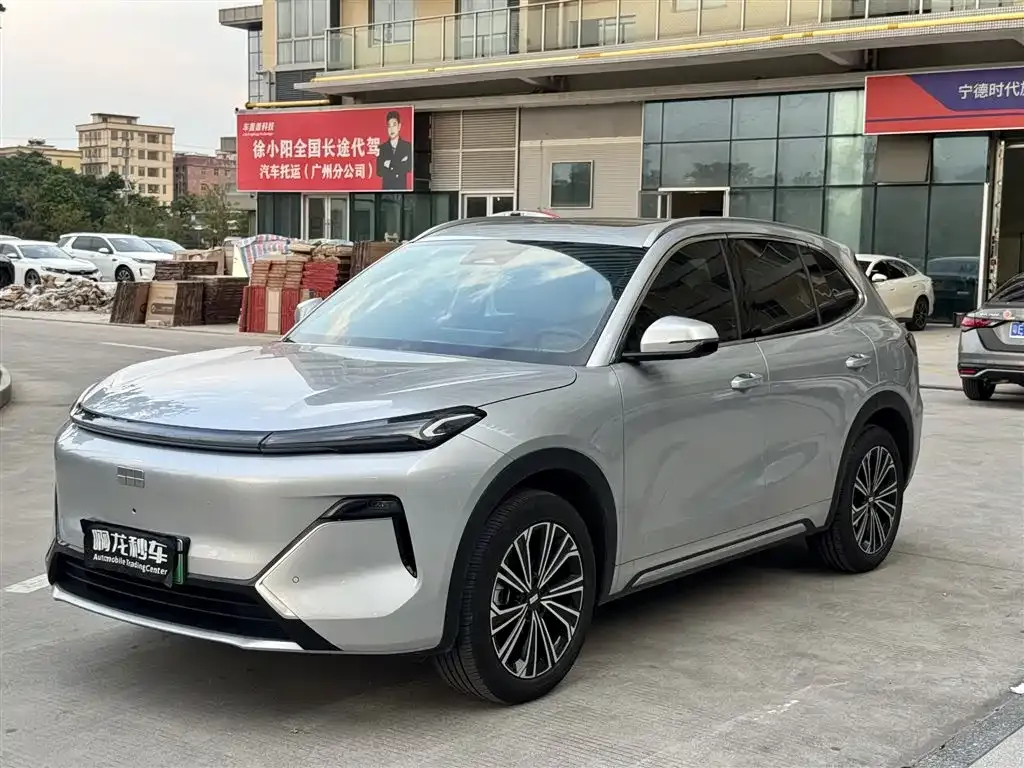 Geely Galaxy Xingjian 7 — фото 1