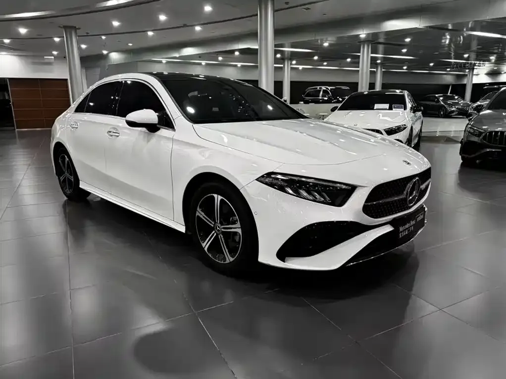 Mercedes-Benz A-Class — фото 10
