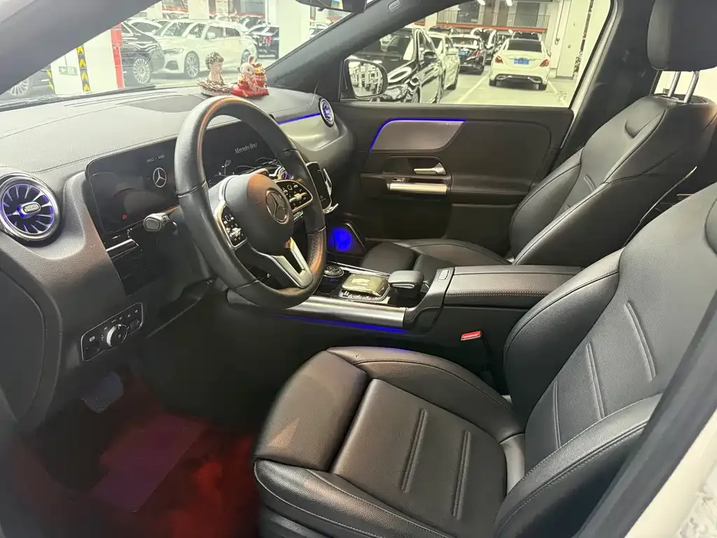 Mercedes-Benz GLA — фото 10