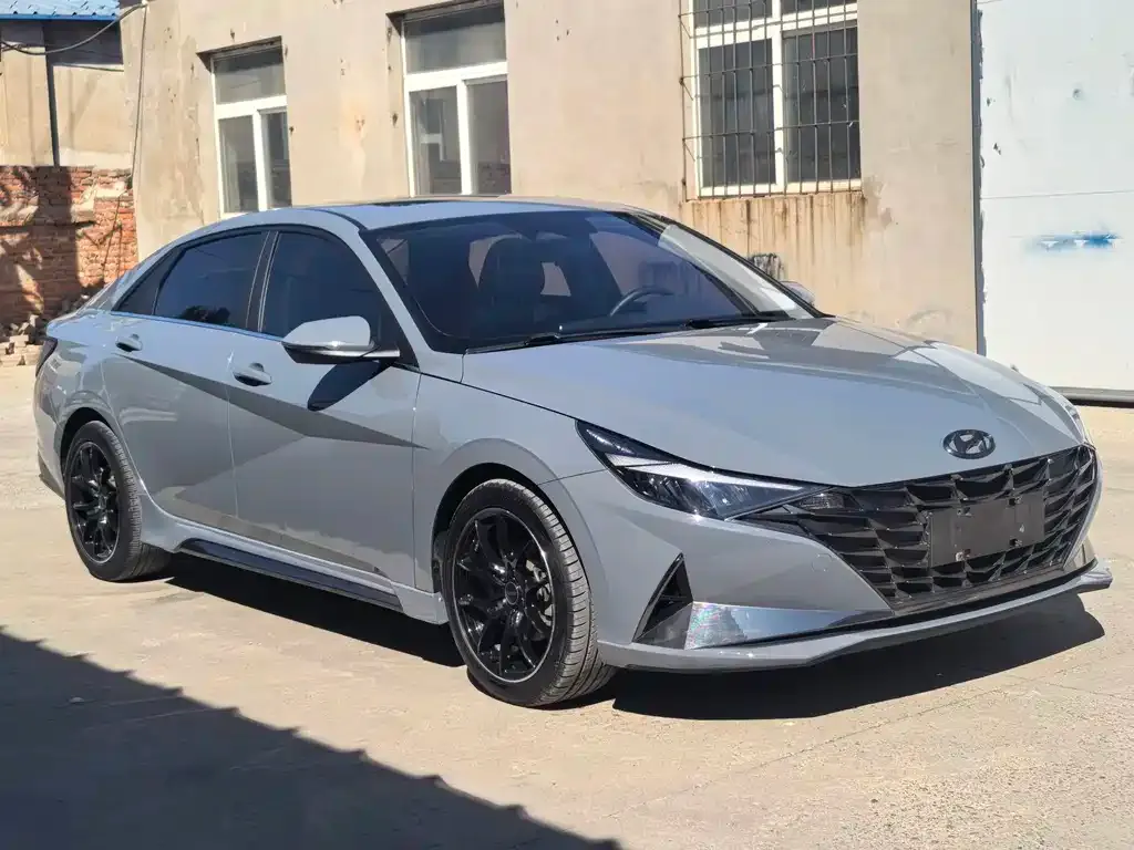 Hyundai Elantra — фото 6
