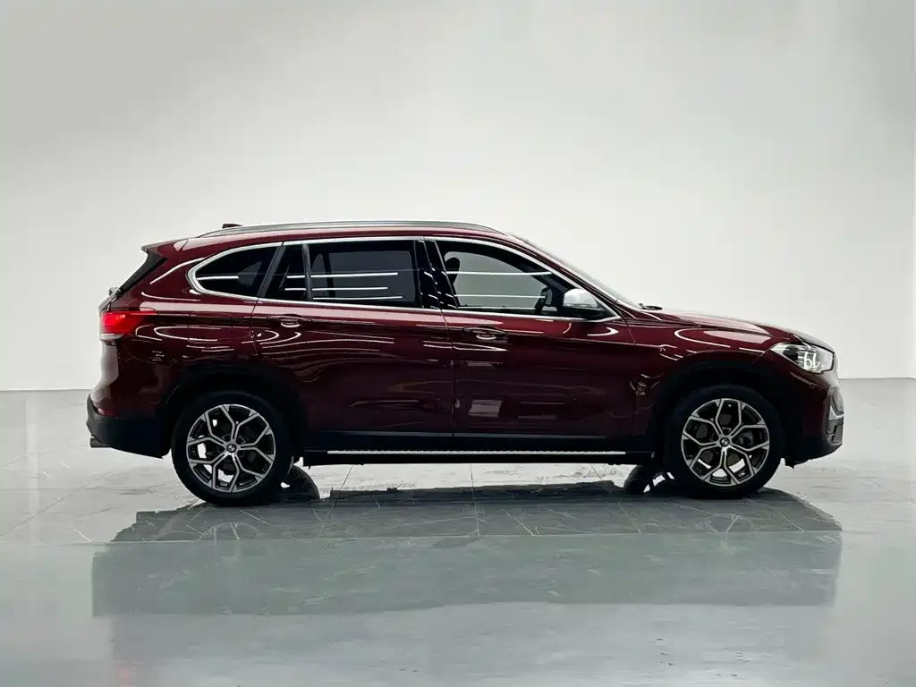 BMW X1 — фото 3