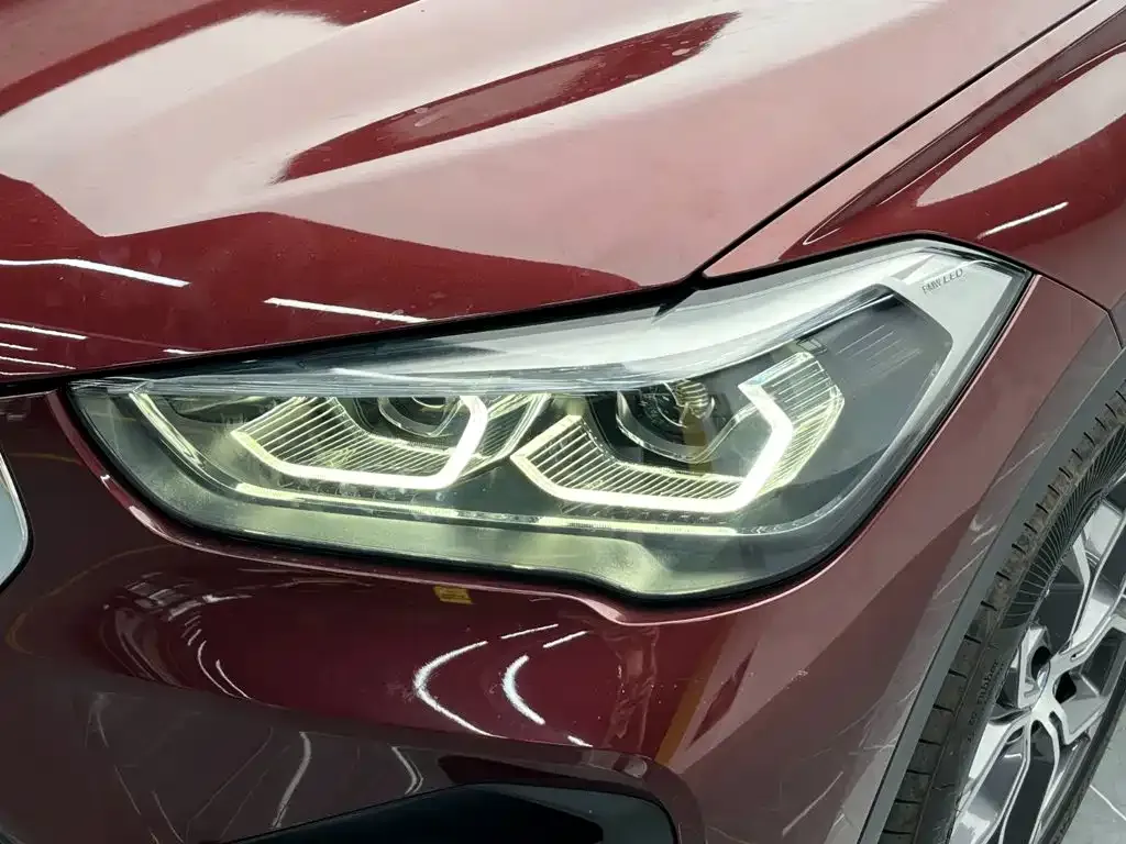 BMW X1 — фото 10
