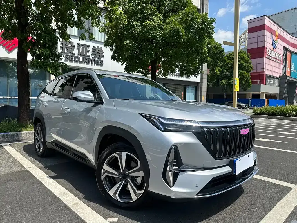 Geely Boyue L — фото 10