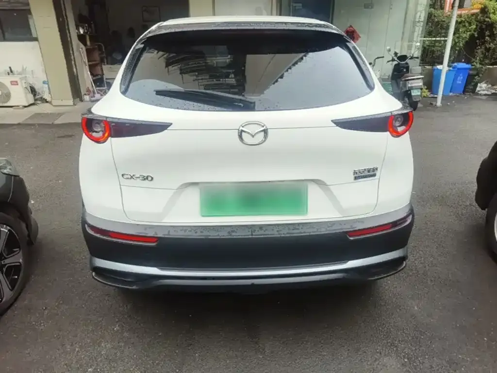 Mazda CX-30 EV — фото 7
