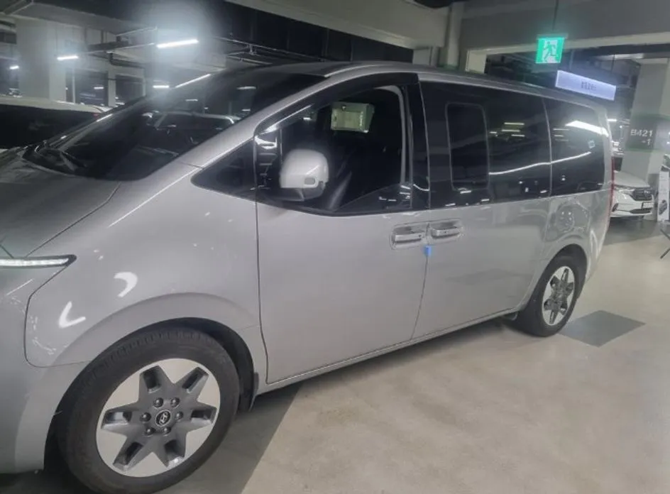 Hyundai Staria — фото 6