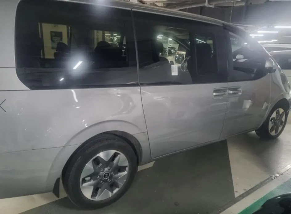 Hyundai Staria — фото 3