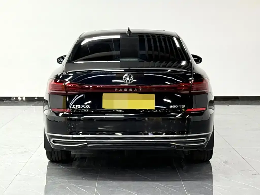 Volkswagen Passat — фото 8