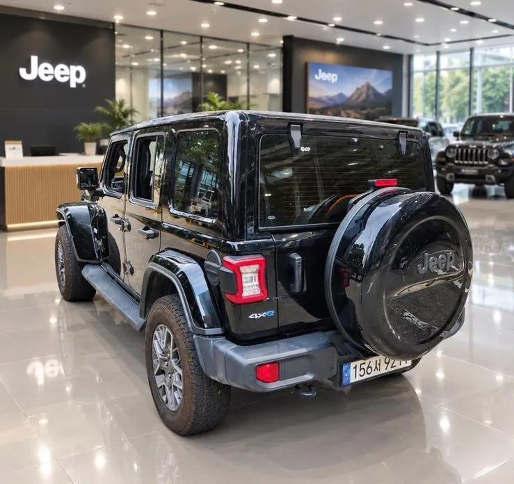 Jeep Wrangler — фото 2