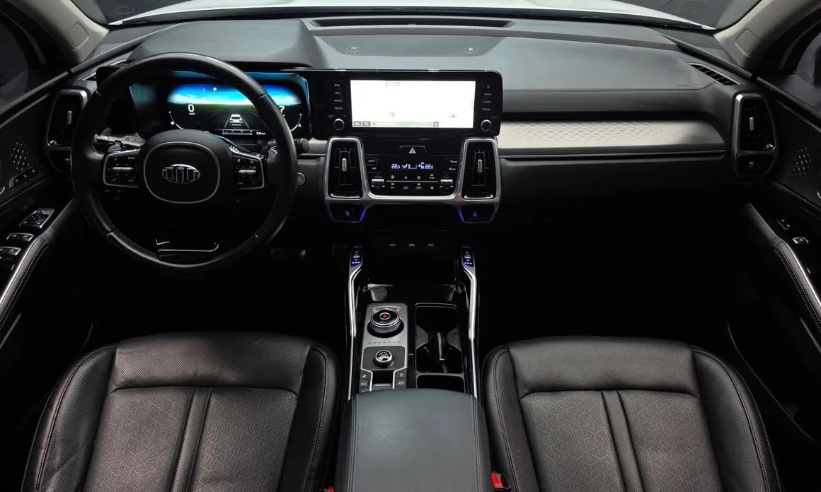 Kia Sorento — фото 9