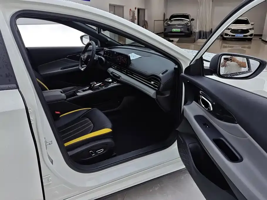 GAC Motor Shadow Leopard — фото 4