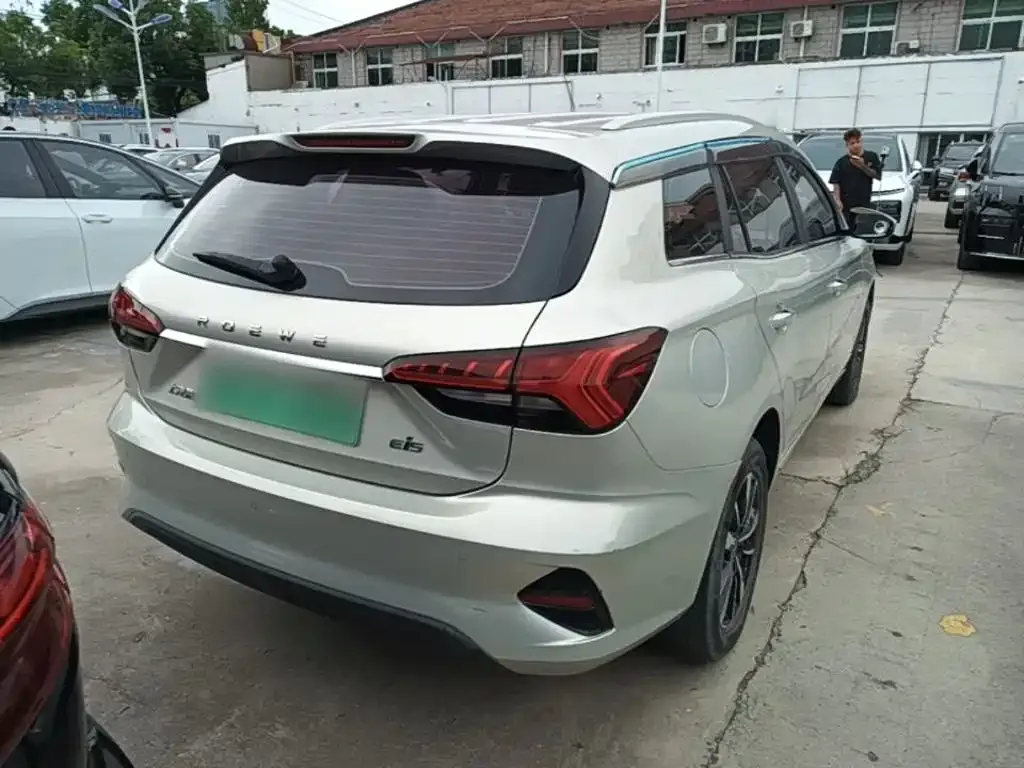 Roewe Ei5 — фото 6